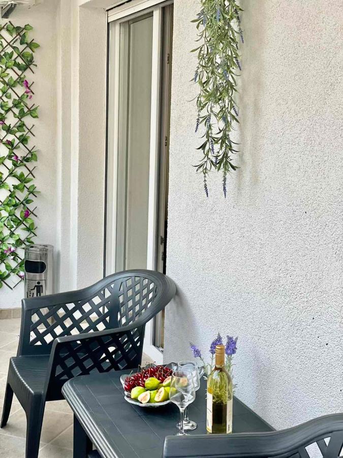 Olive Square Apartament Budva